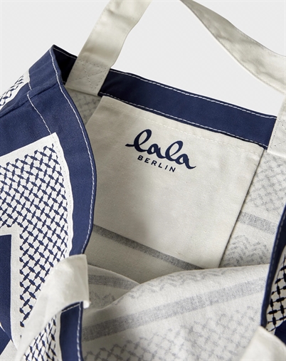 Maja Canvas Tote Net - Navy - Lala Berlin